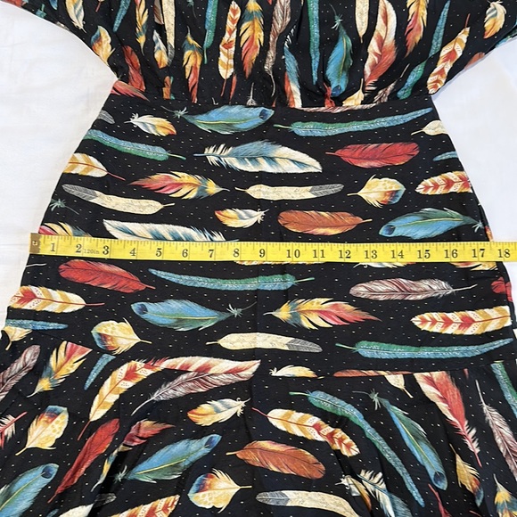 FARM RIO NWOT Feather Print Minidress - Picture 8 of 10
